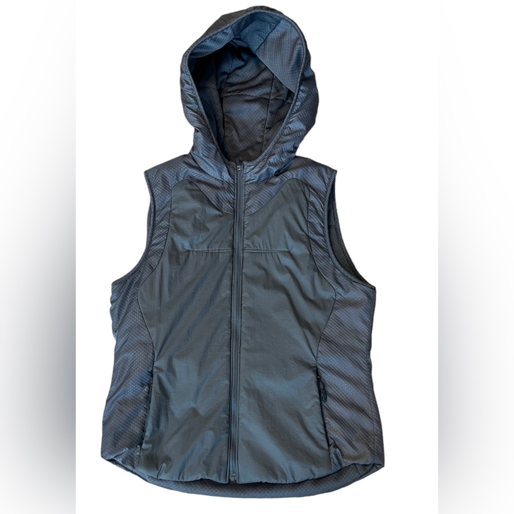 Nike Gyakusou Rare Lightweight  Hooded Women’s Gray Running Vest size M
